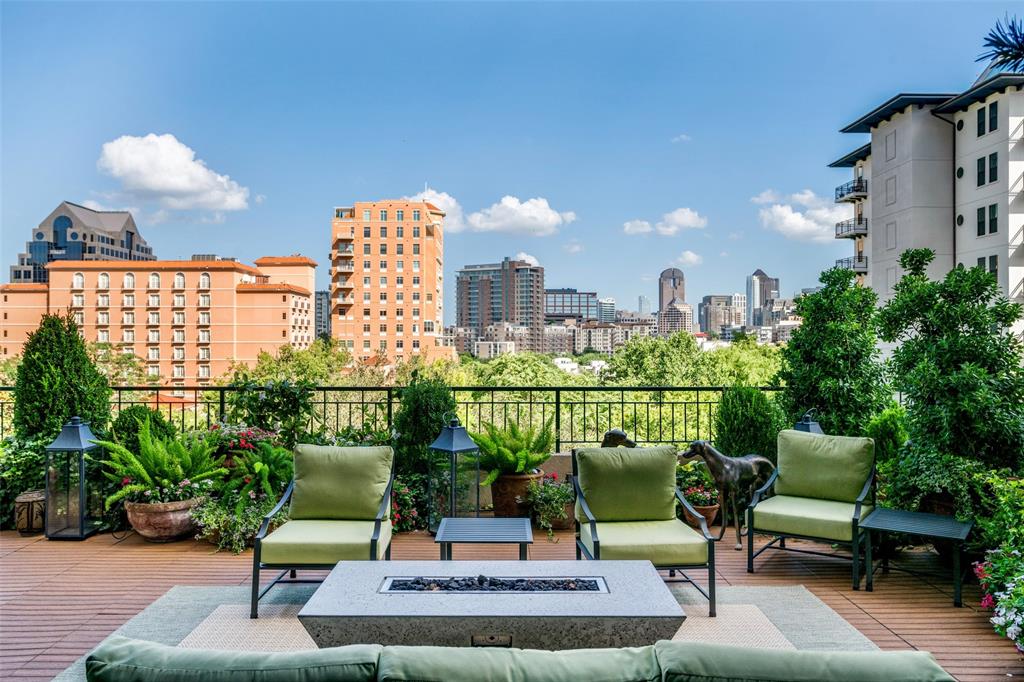 2828 Hood Street, Unit 403 Dallas, TX 75219 - Photo 9 of 18 Landscaped Terrace.