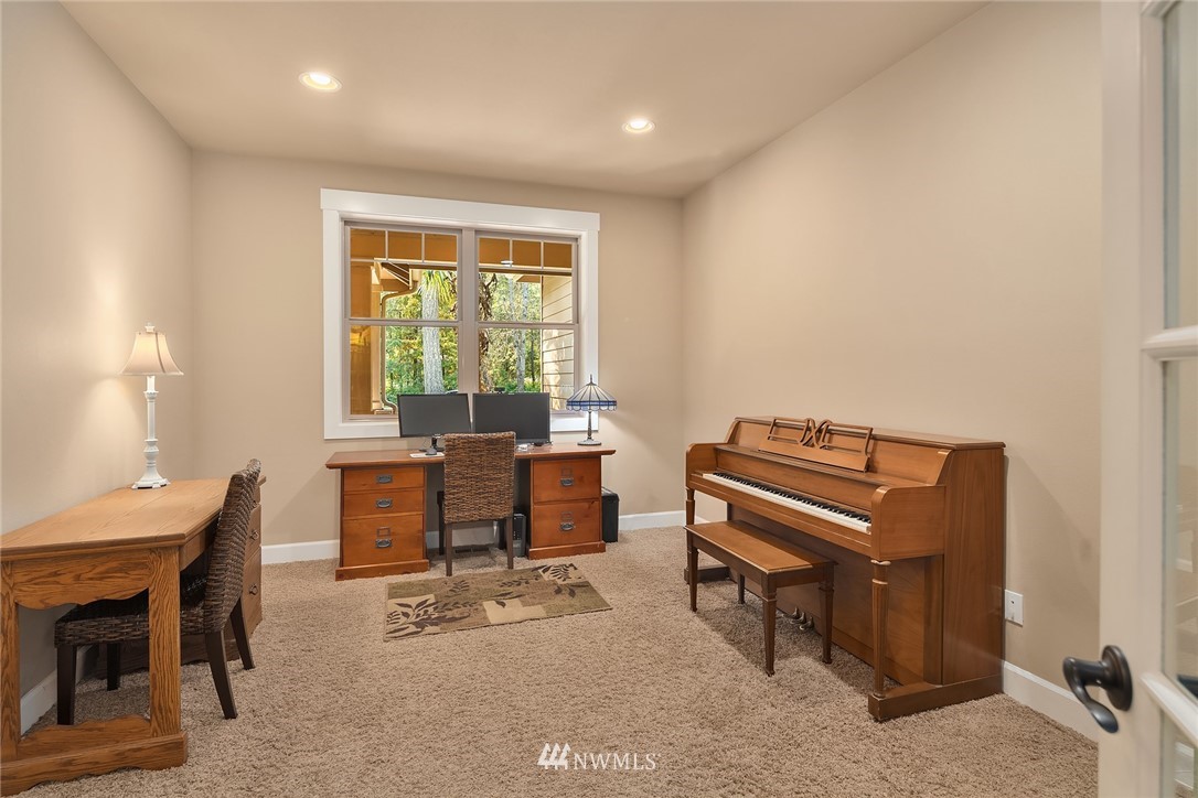 3351 Southwest Lake Helena Road Port Orchard, WA 98367 - Photo 17 of 34 Gallery Image 17