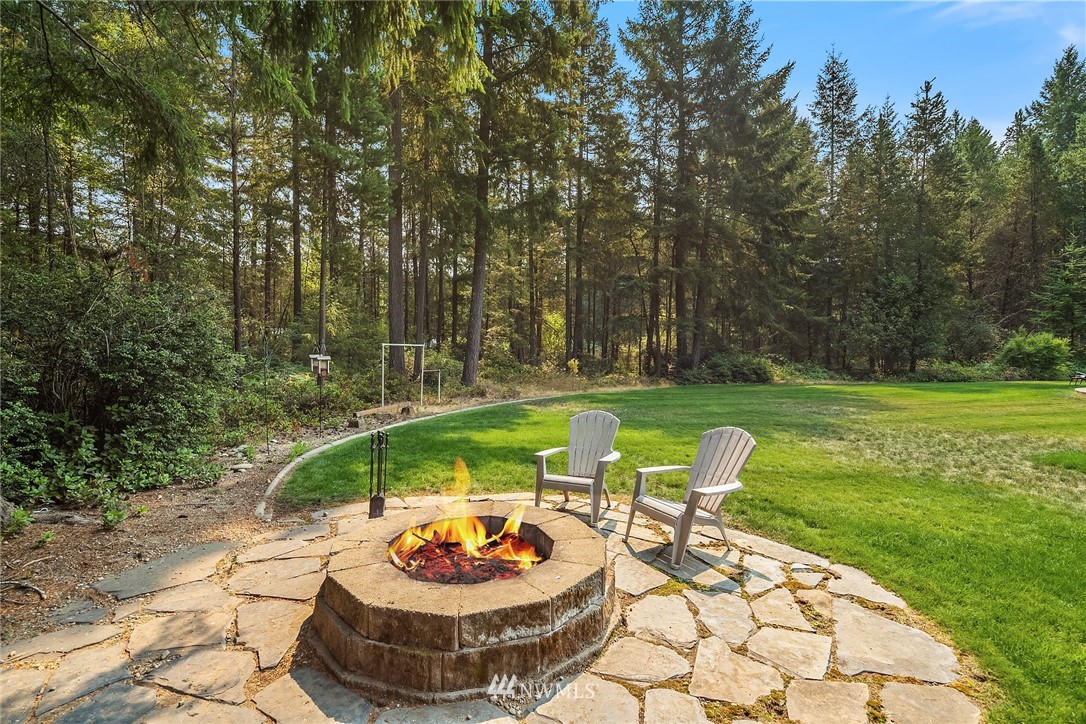 3351 Southwest Lake Helena Road Port Orchard, WA 98367 - Photo 3 of 34 Gallery Image 3