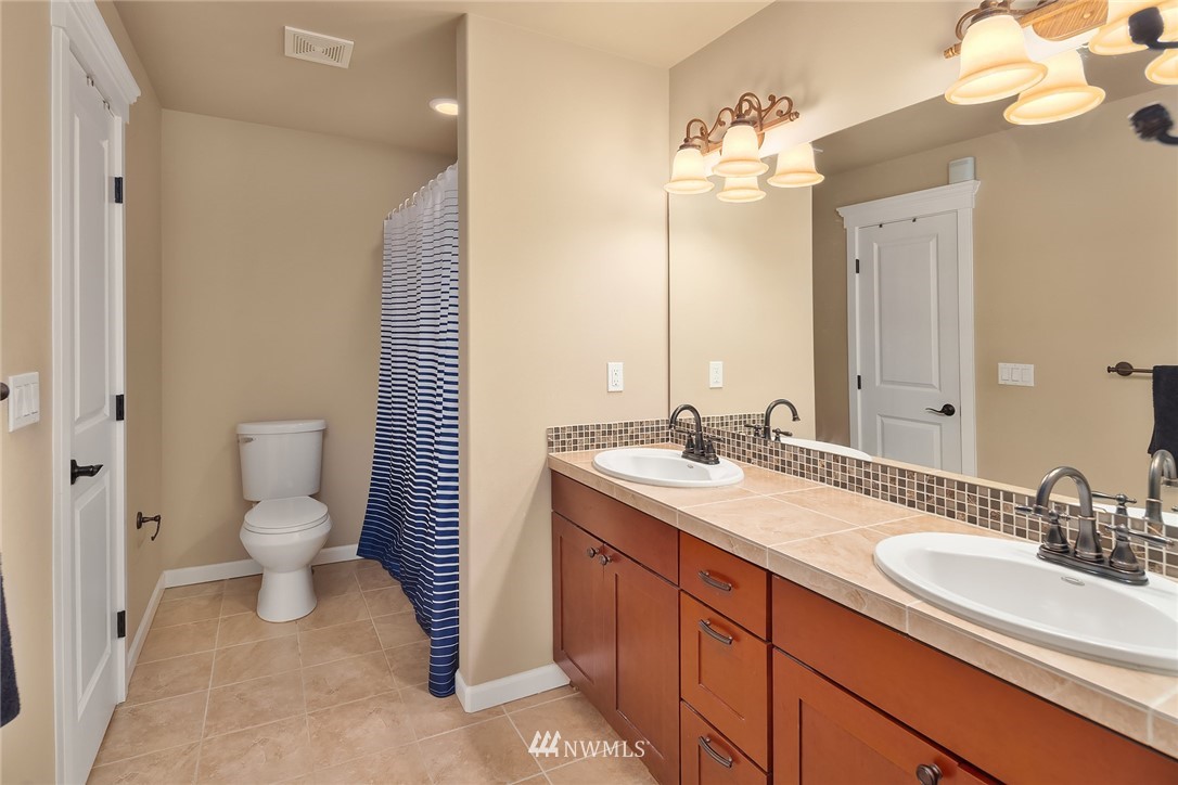 3351 Southwest Lake Helena Road Port Orchard, WA 98367 - Photo 23 of 34 Gallery Image 23