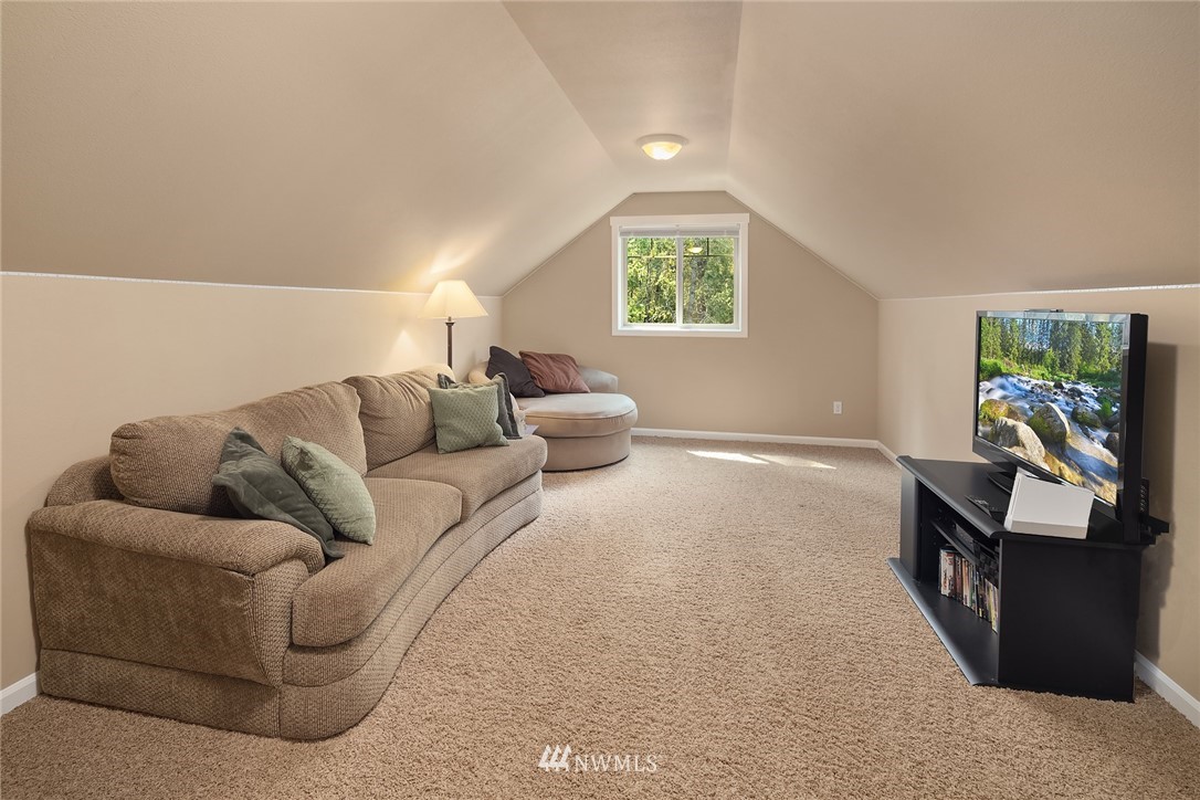 3351 Southwest Lake Helena Road Port Orchard, WA 98367 - Photo 28 of 34 Gallery Image 28