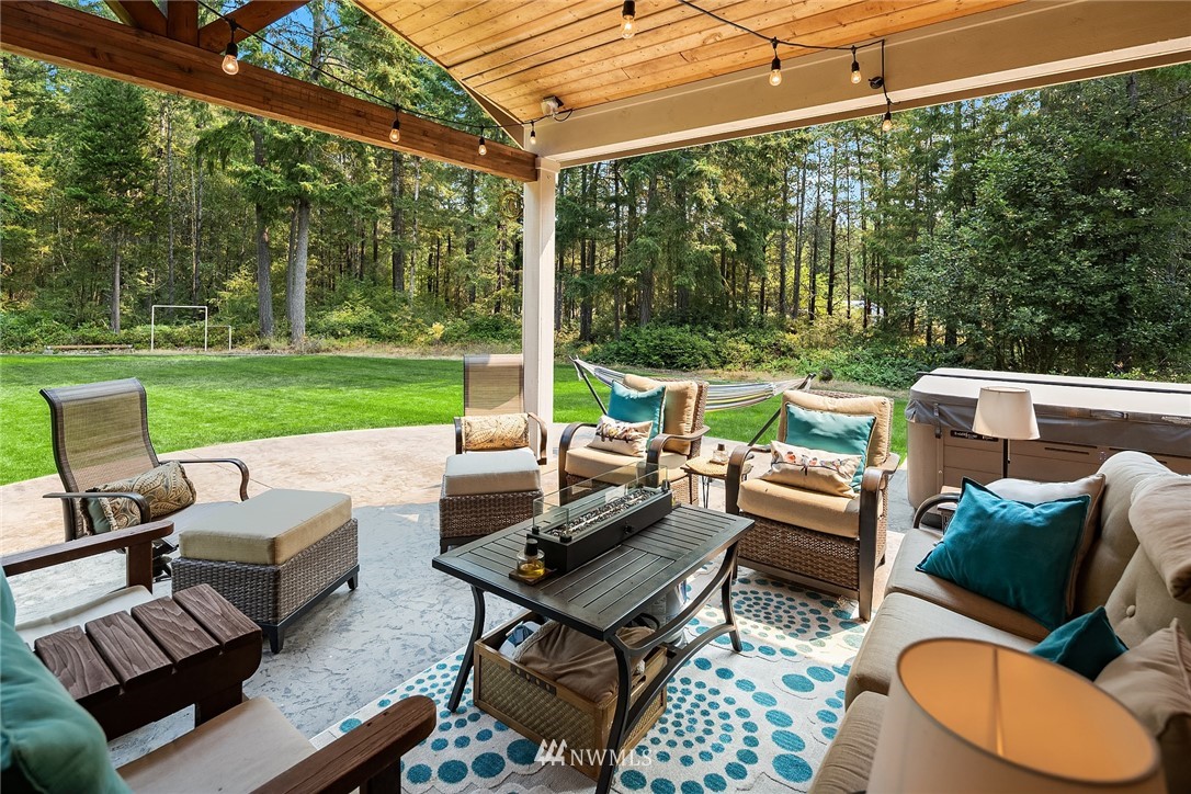 3351 Southwest Lake Helena Road Port Orchard, WA 98367 - Photo 5 of 34 Gallery Image 5