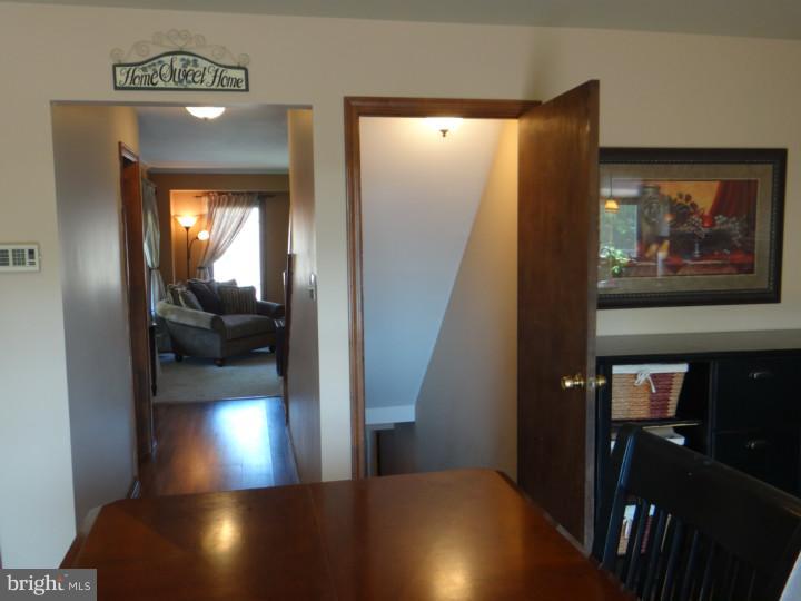 8816 Ridge Avenue, Unit 4 Philadelphia, PA 19128 - Photo 15 of 25 Hallway