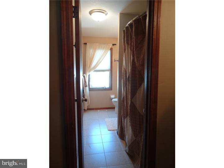 8816 Ridge Avenue, Unit 4 Philadelphia, PA 19128 - Photo 19 of 25 Master Bathroom