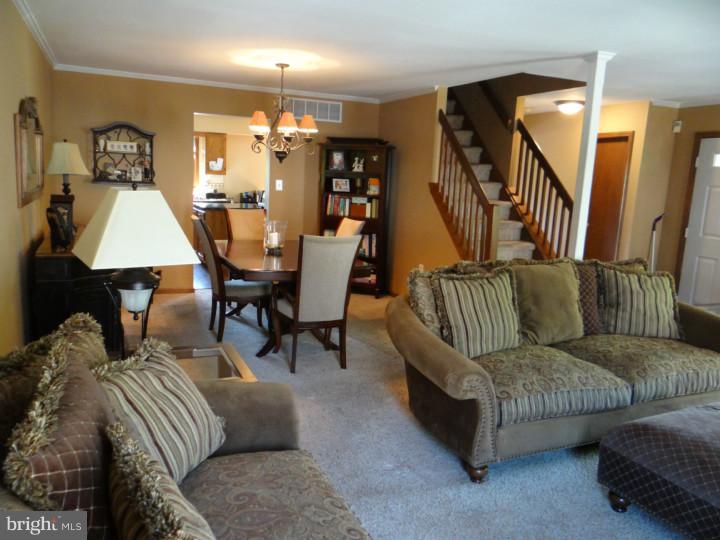8816 Ridge Avenue, Unit 4 Philadelphia, PA 19128 - Photo 9 of 25 Family Room