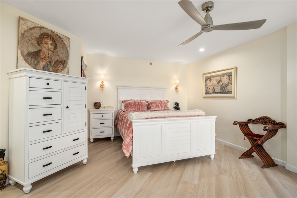 1 Seal Harbor Road, Unit 300 Winthrop, MA 02152 - Photo 11 of 39