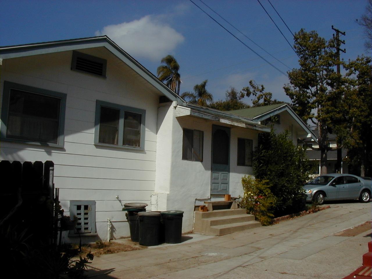 1525 Castillo Street Santa Barbara, CA 93101 - Photo 2 of 3 a front view of a house with a yard