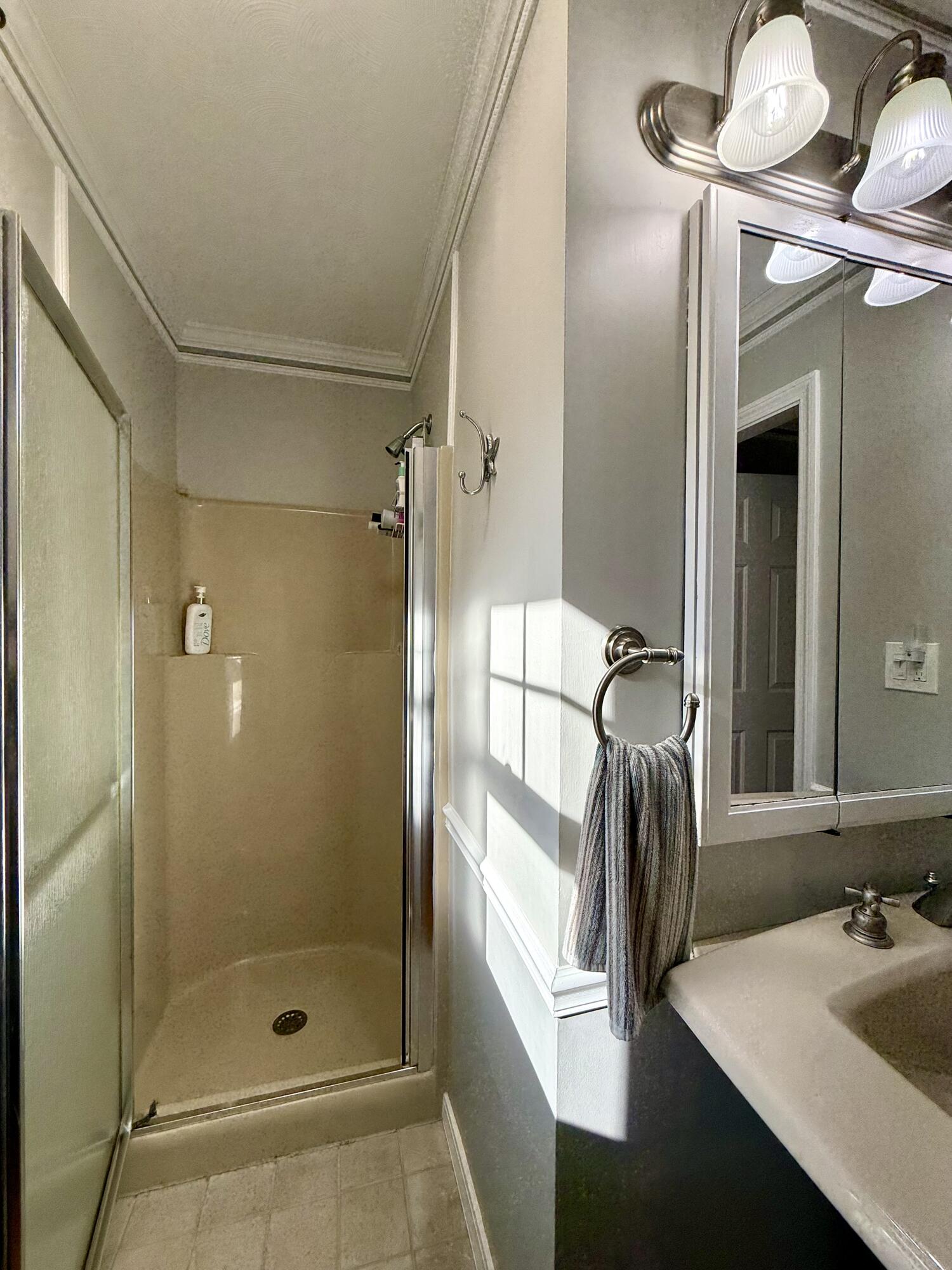 918 Main Street Calais, ME 04619 - Photo 60 of 121 Shower in Ensuite Bathroom