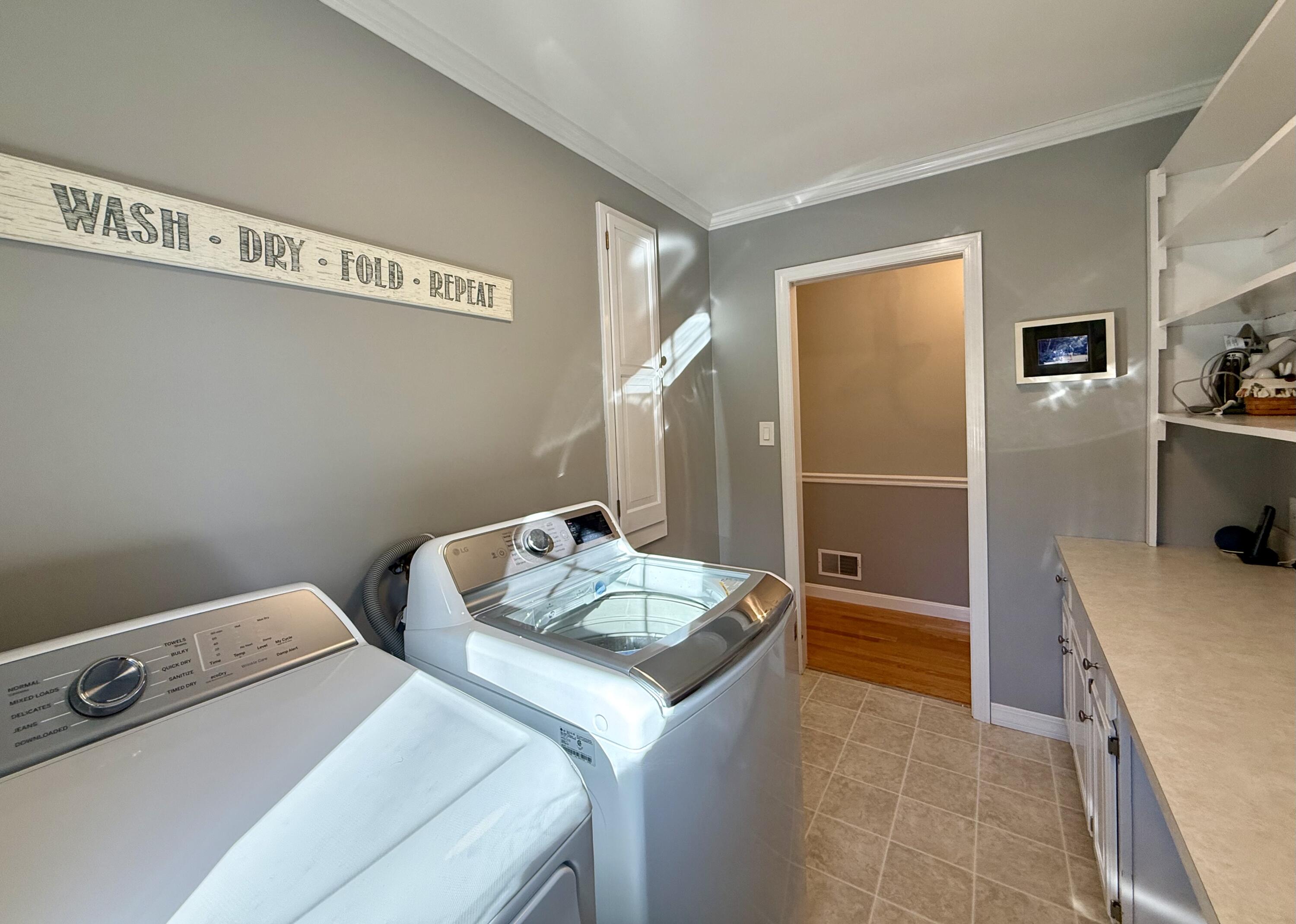 918 Main Street Calais, ME 04619 - Photo 72 of 121 Laundry Room
