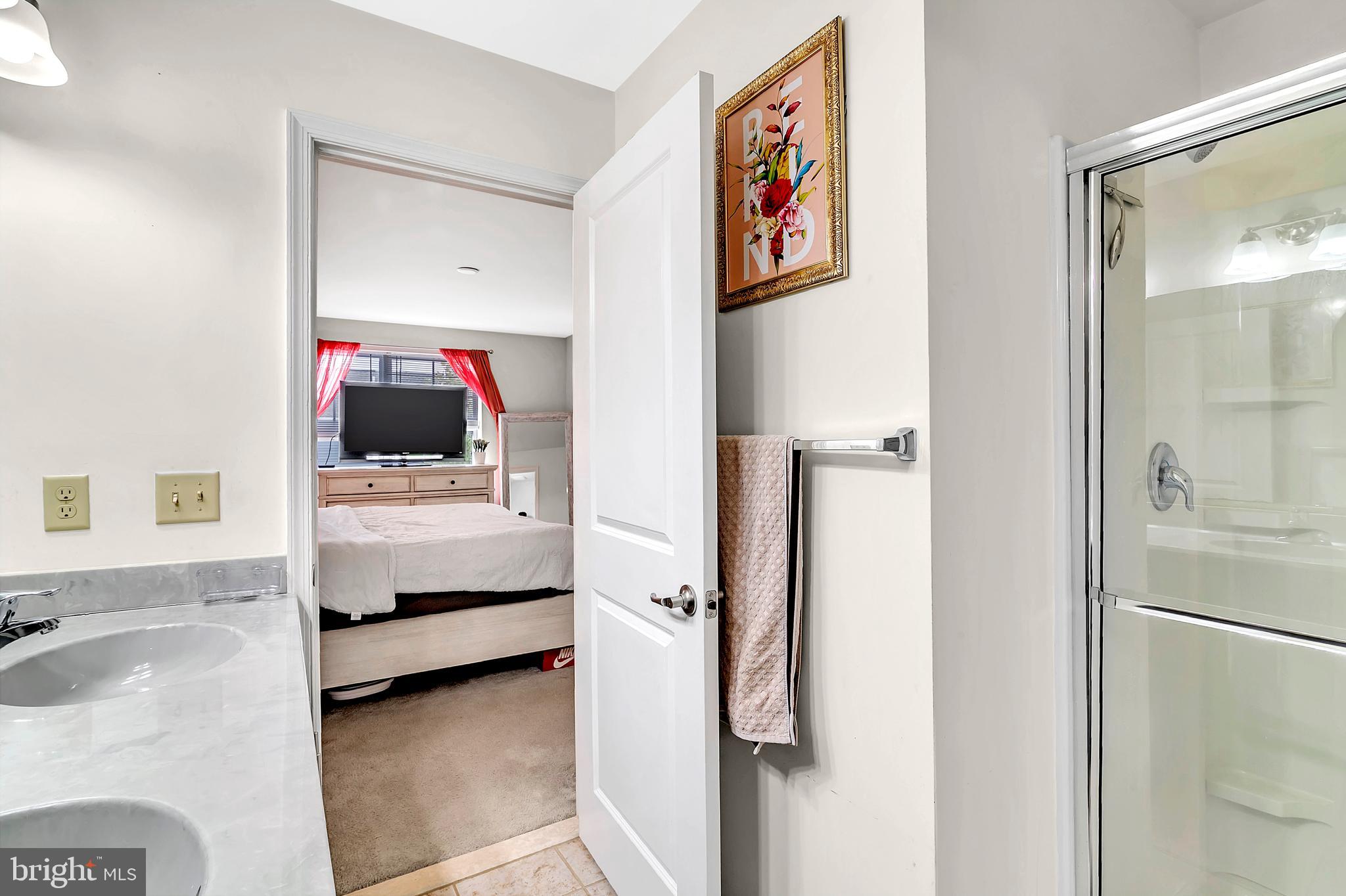 31 Rowand Way East Clementon, NJ 08021 - Photo 17 of 26 Master Bathroom