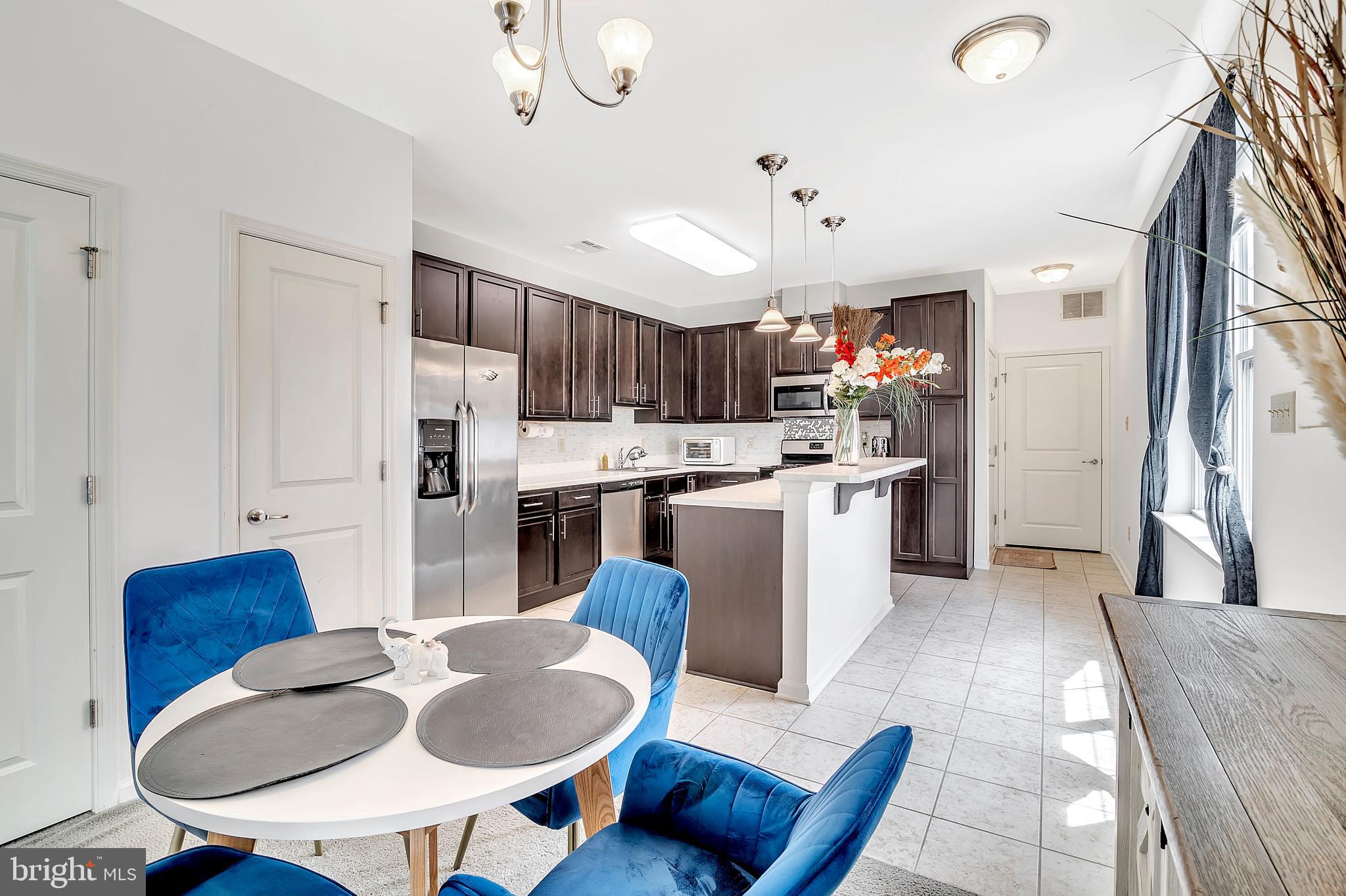 31 Rowand Way East Clementon, NJ 08021 - Photo 7 of 26 Dining to Kitchen