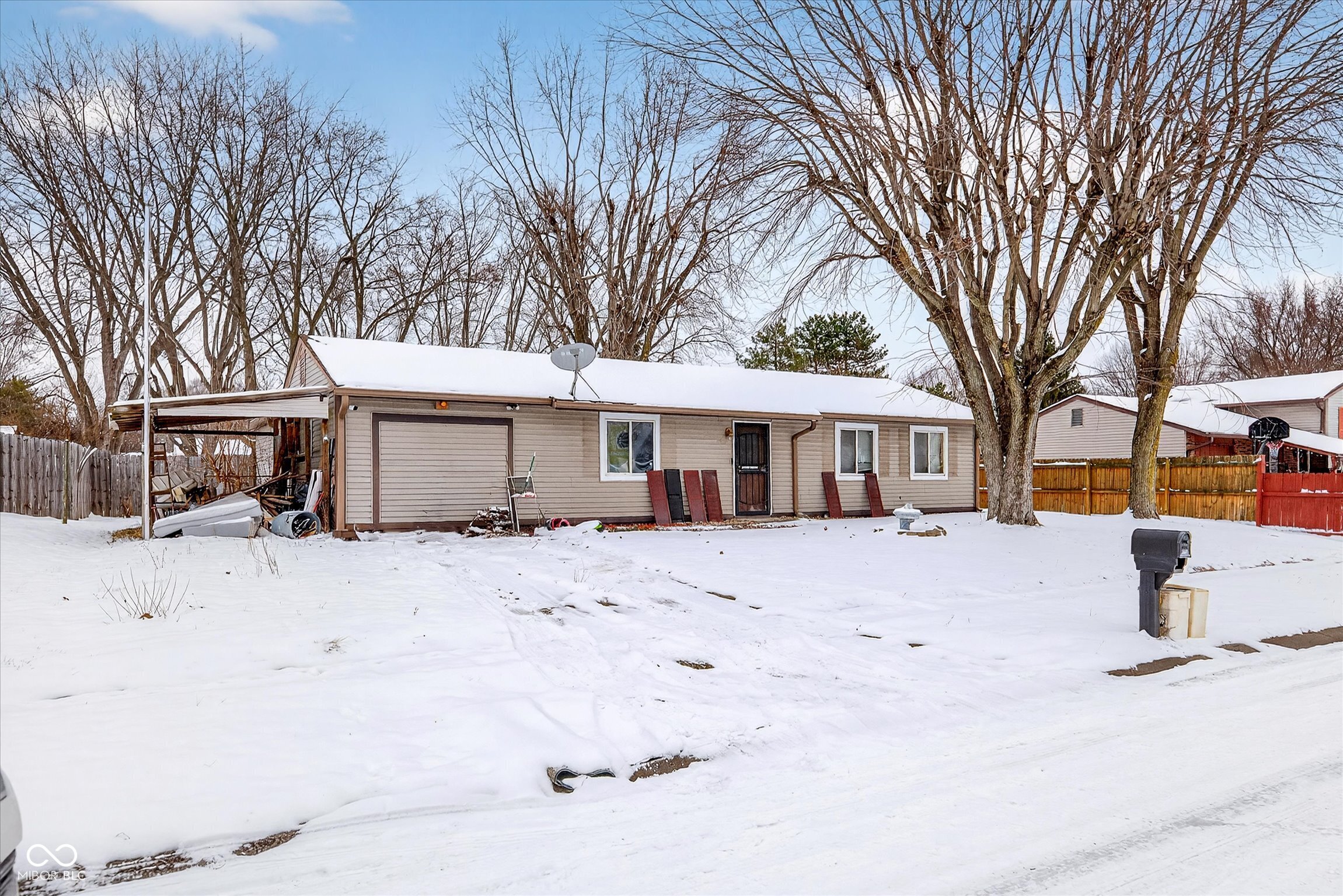 5510 Epperson Court Indianapolis, IN 46221 - Photo 2 of 28
