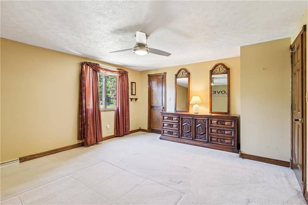 712 North 16th Street North Apollo, PA 15673 - Photo 22 of 25 a view of an entryway with a chandelier