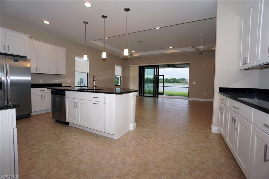 1440 Redona Way Naples, FL 34113 - Photo 3 of 25 Gallery Image 3