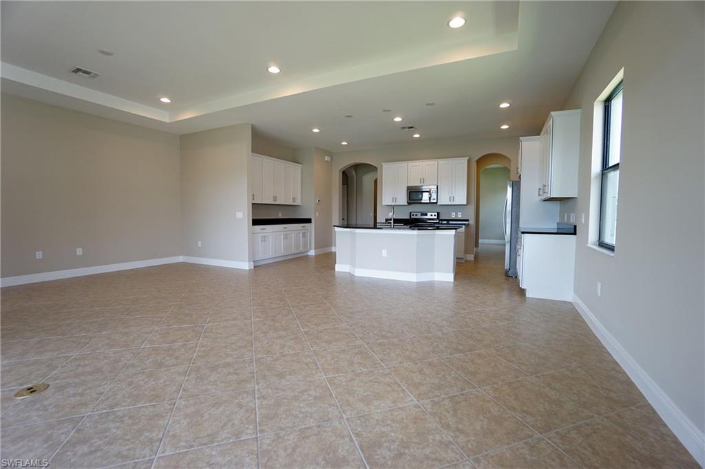 1440 Redona Way Naples, FL 34113 - Photo 5 of 25 Gallery Image 5