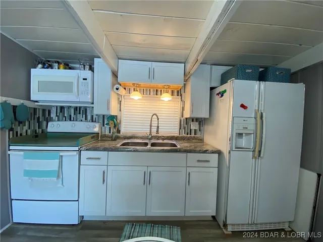 $175,000 | 1735 Lick Creek Road, Edwards, MO 65326