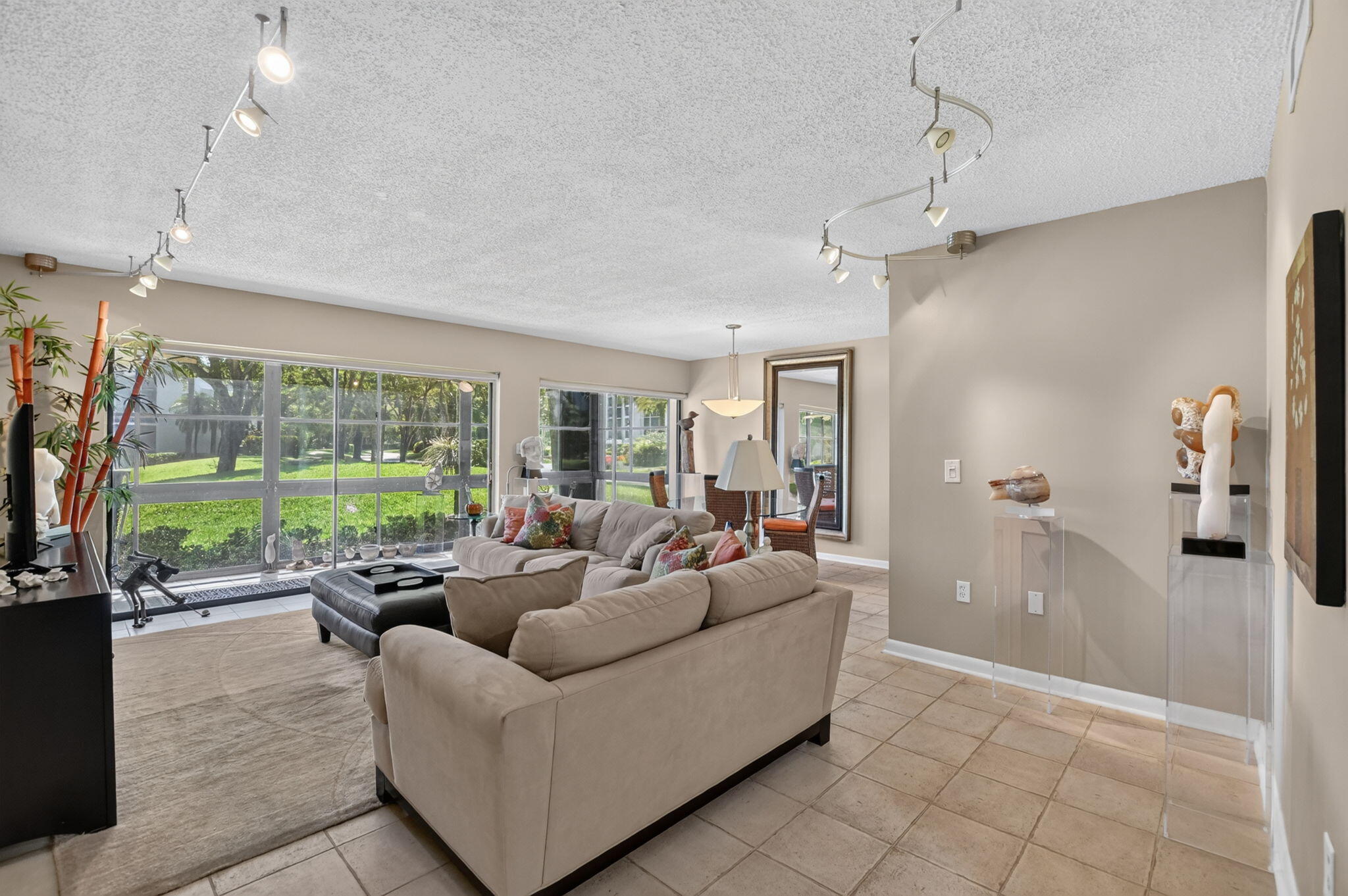 6852 Willow Wood Drive, Unit 505 Boca Raton, FL 33434 - Photo 7 of 67 5-web-or-mls-DSC_6215