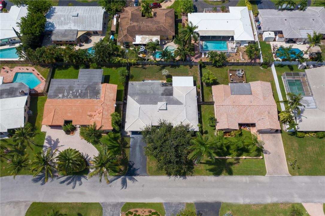 2265 Northeast 37th Court Lighthouse Point, FL 33064 - Photo 36 of 40 Photo 36