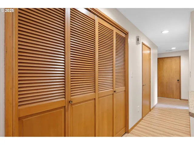 $299,900 | 13802 Northwest 10th Court, Vancouver, WA 98685