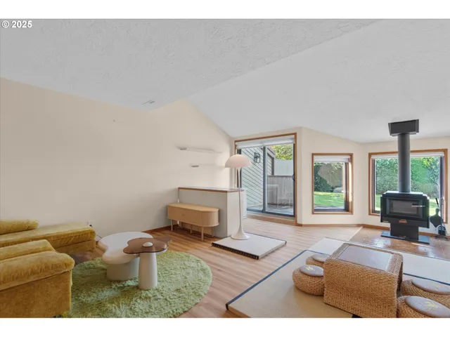 $299,900 | 13802 Northwest 10th Court, Vancouver, WA 98685