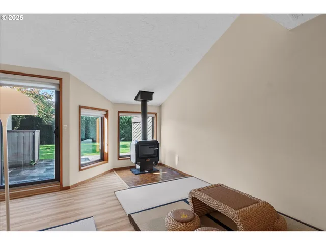 $299,900 | 13802 Northwest 10th Court, Vancouver, WA 98685