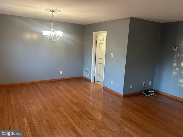 $3,100 | 12021 Old Columbia Pike, Unit 36, Silver Spring, MD 20904