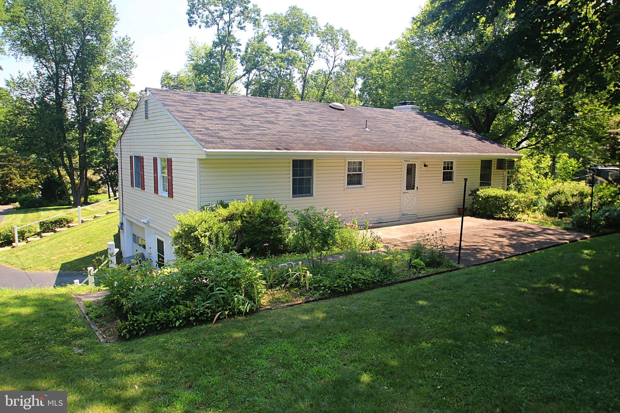 364 Bishop Road Pottstown, PA 19465 - Photo 15 of 17 Gallery Image 15