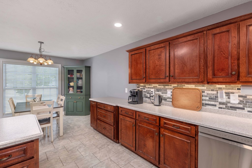 2 Cotton Court Fort Mitchell, AL 36856 - Photo 11 of 37