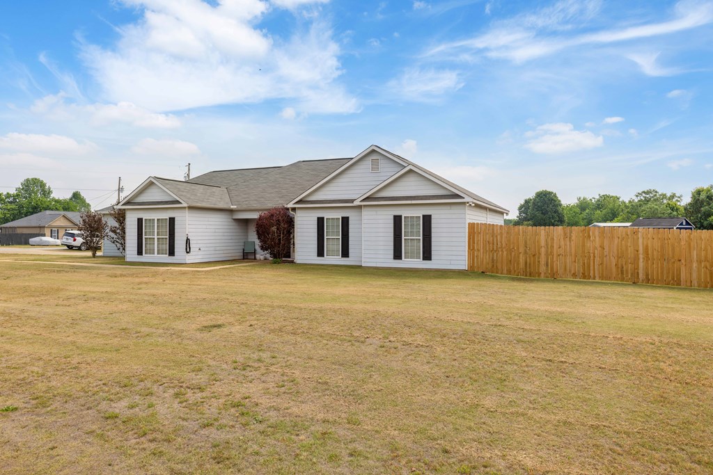 2 Cotton Court Fort Mitchell, AL 36856 - Photo 3 of 37