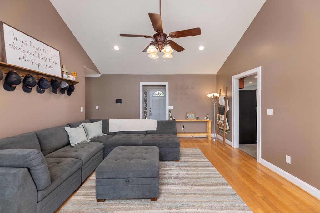 2 Cotton Court Fort Mitchell, AL 36856 - Photo 8 of 37