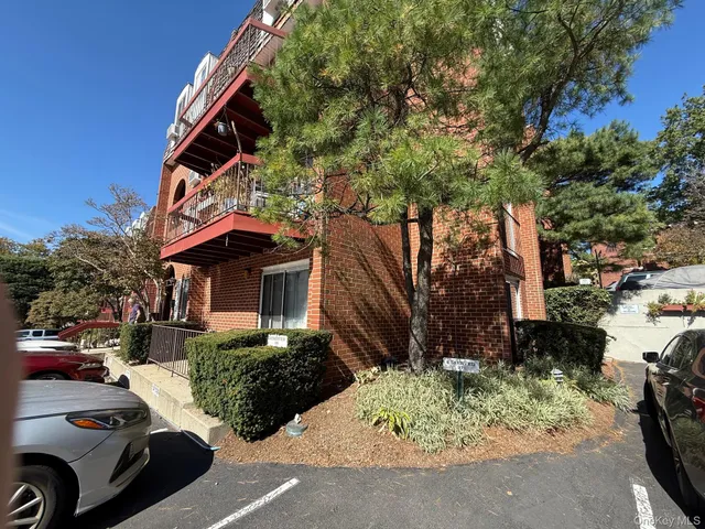 $499,000 | 55 North Broadway, Unit 31, White Plains, NY 10601