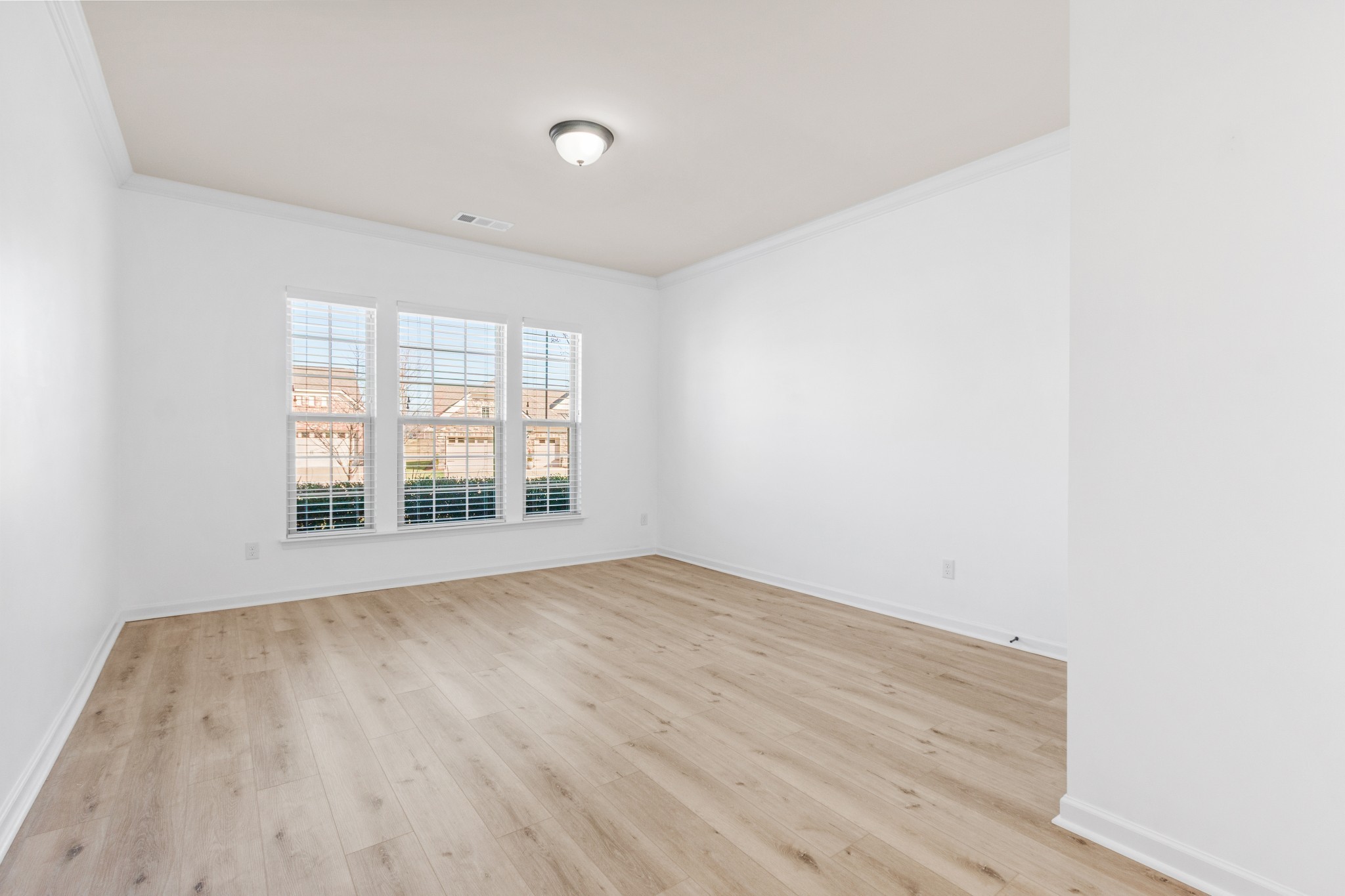 1027 Coffee Ridge Spring Hill, TN 37174 - Photo 8 of 67 Gallery Image 8