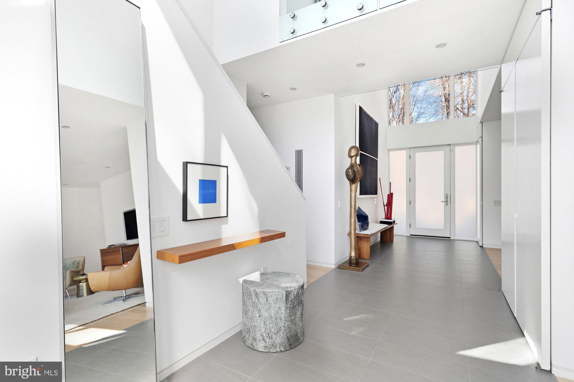 6016 Chesterbrook Road McLean, VA 22101 - Photo 6 of 67 Foyer