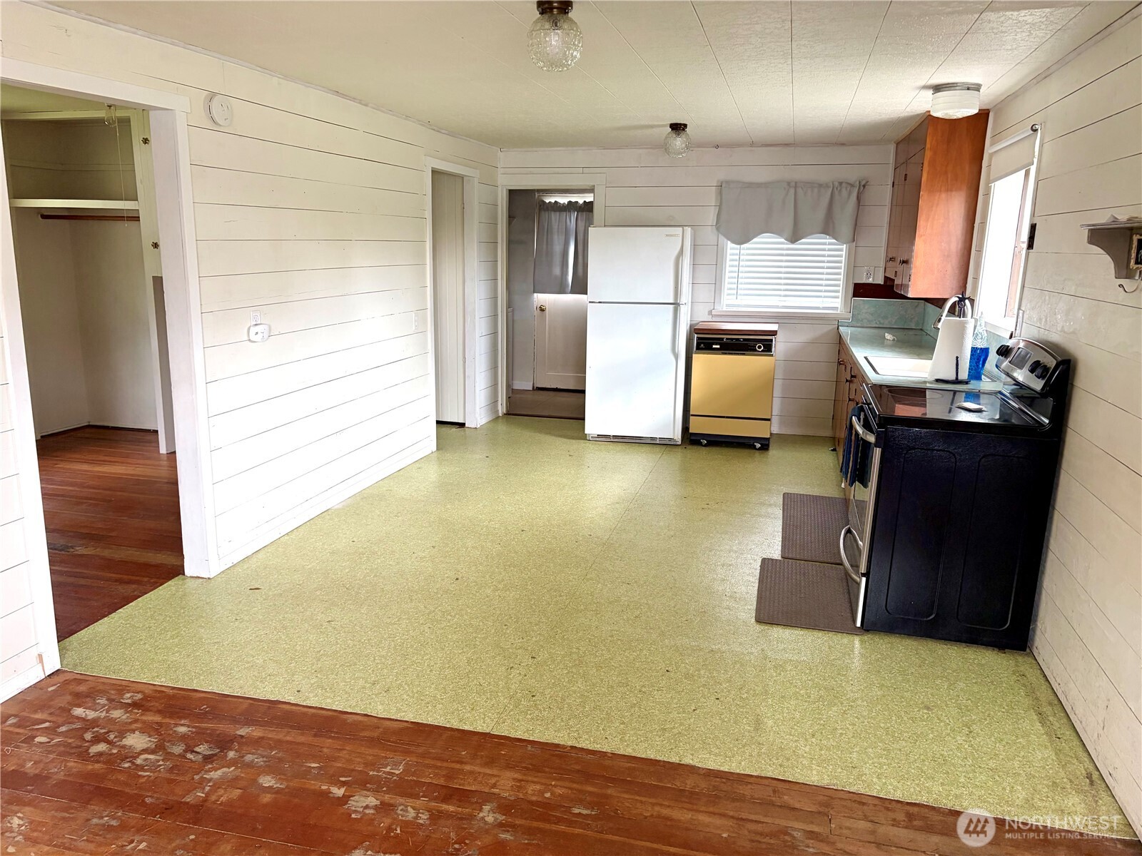 1215 199th Place Long Beach, WA 98631 - Photo 22 of 36