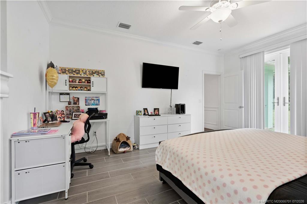 5608 Southeast 44th Avenue Stuart, FL 34997 - Photo 15 of 33