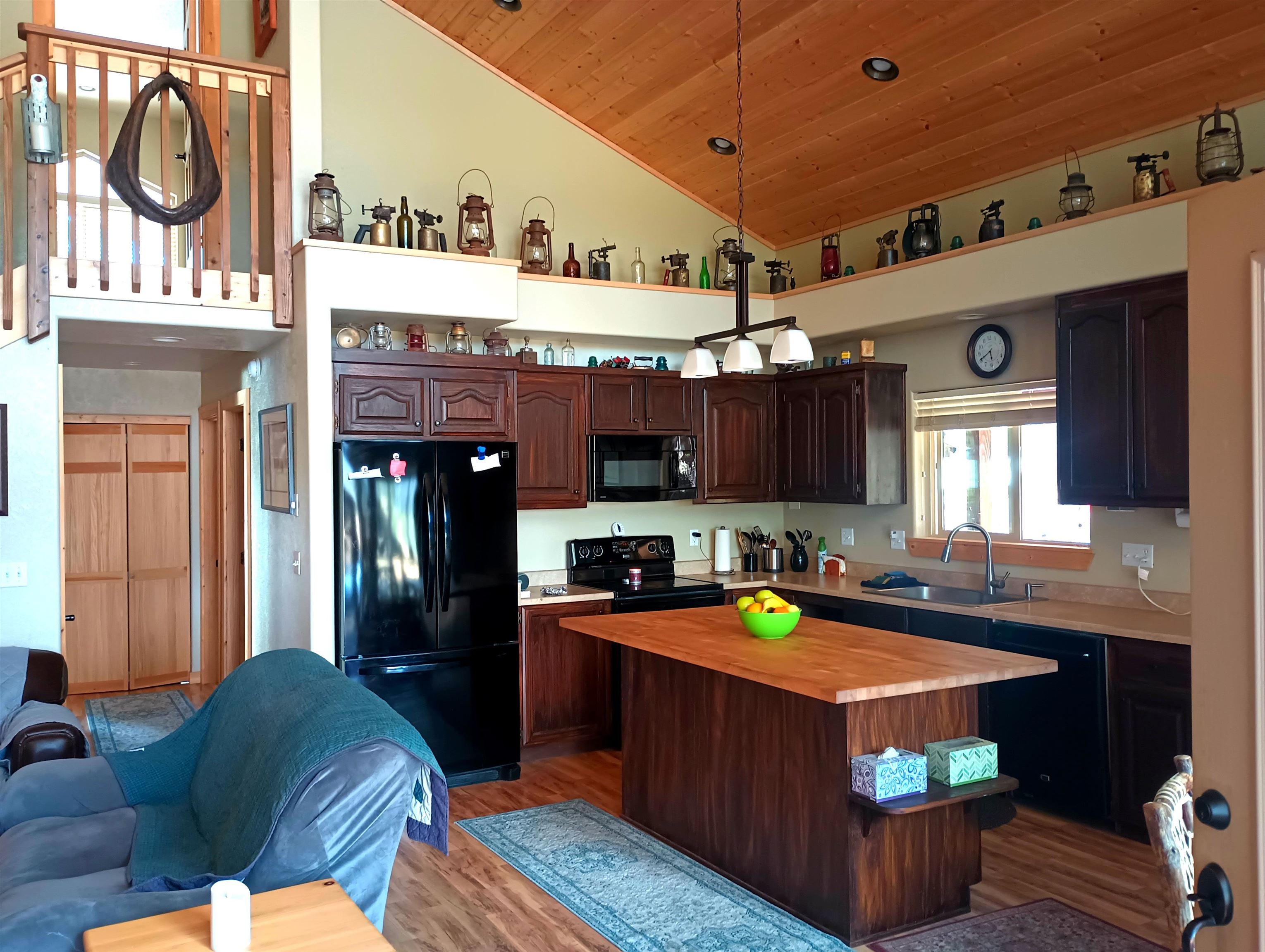 13523 Ridge Lane Macdoel, CA 96058 - Photo 11 of 30 Gallery Image 11