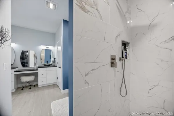 $1,896,000 | 118 Via Appia Drive, Sunrise Beach, MO 65079