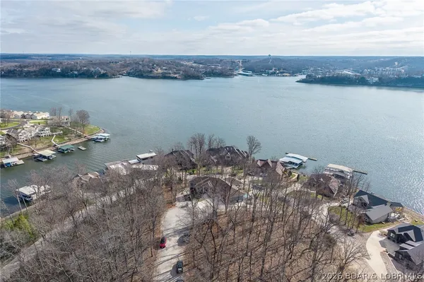 $1,896,000 | 118 Via Appia Drive, Sunrise Beach, MO 65079