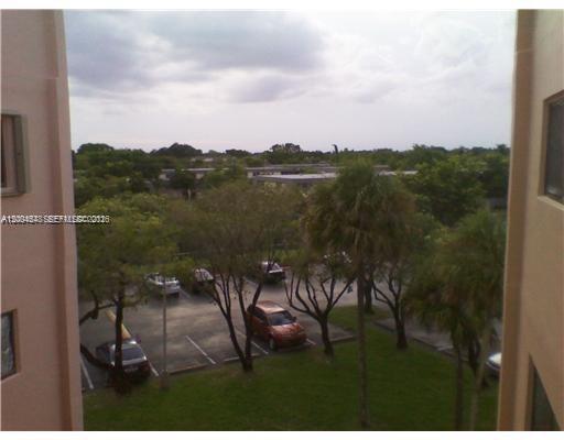 8600 Southwest 133rd Avenue Road, Unit 413 Miami, FL 33183 - Photo 5 of 14