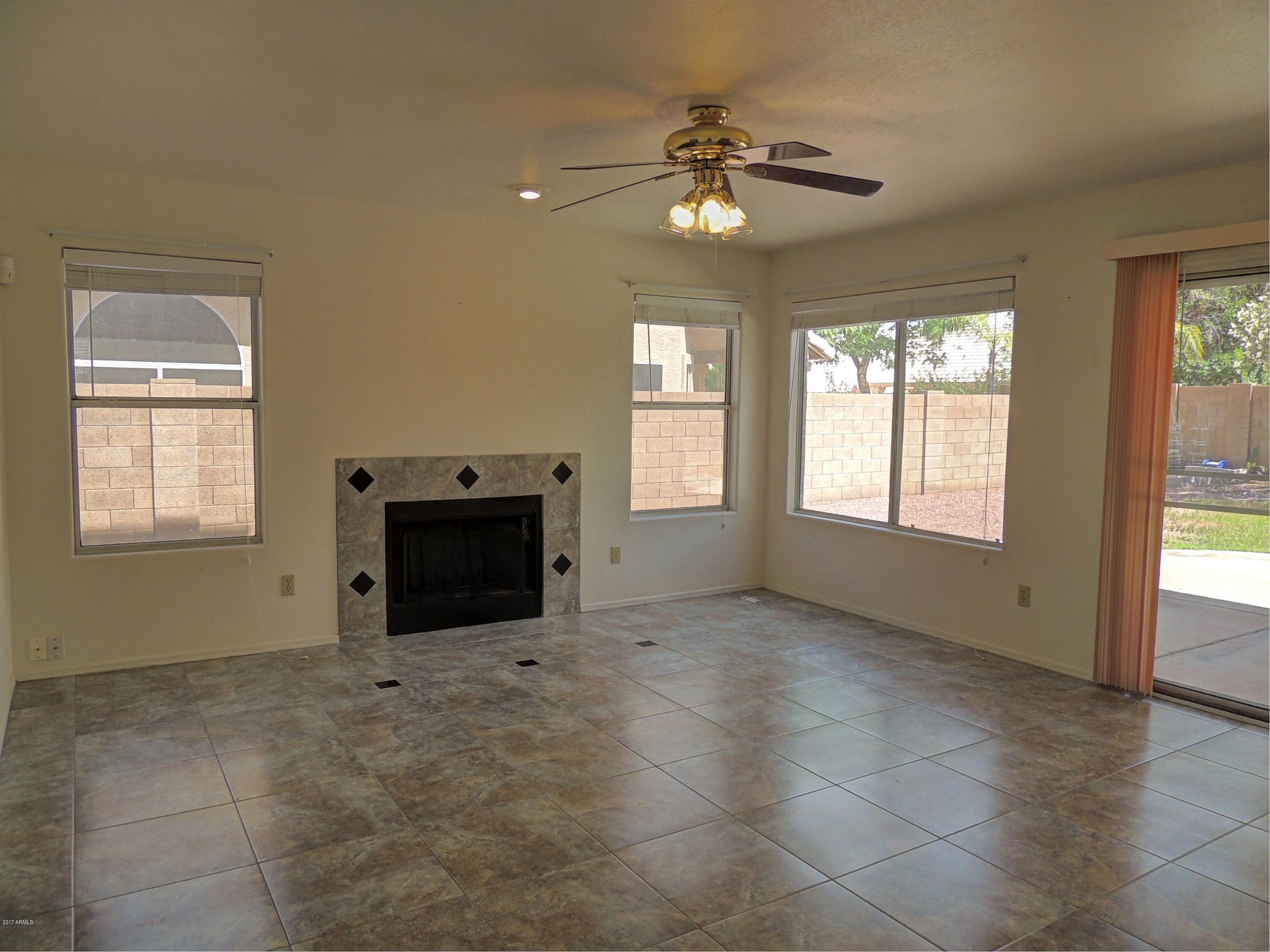 4237 East Rockledge Road Phoenix, AZ 85044 - Photo 13 of 26 13.1