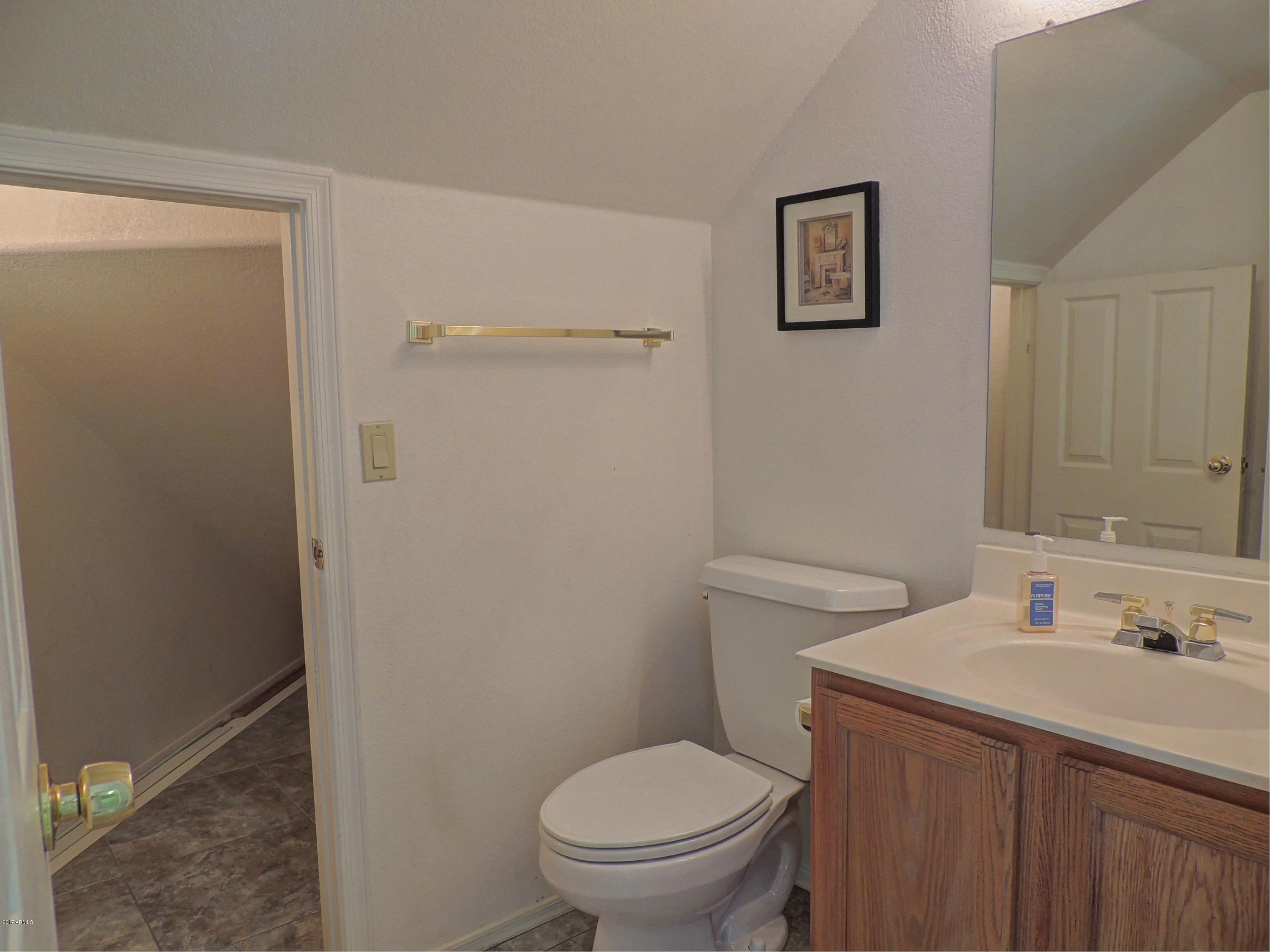4237 East Rockledge Road Phoenix, AZ 85044 - Photo 14 of 26 13