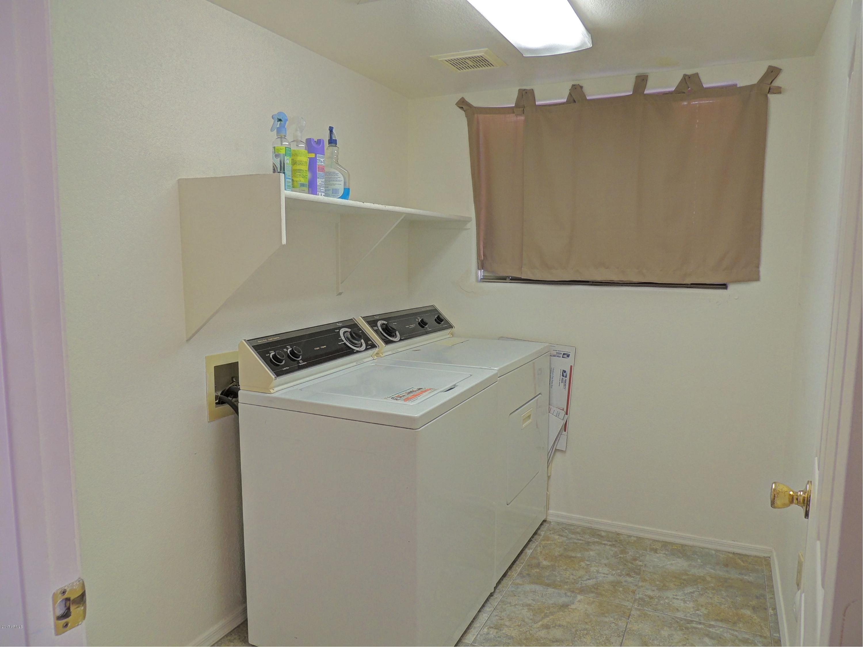 4237 East Rockledge Road Phoenix, AZ 85044 - Photo 15 of 26 14