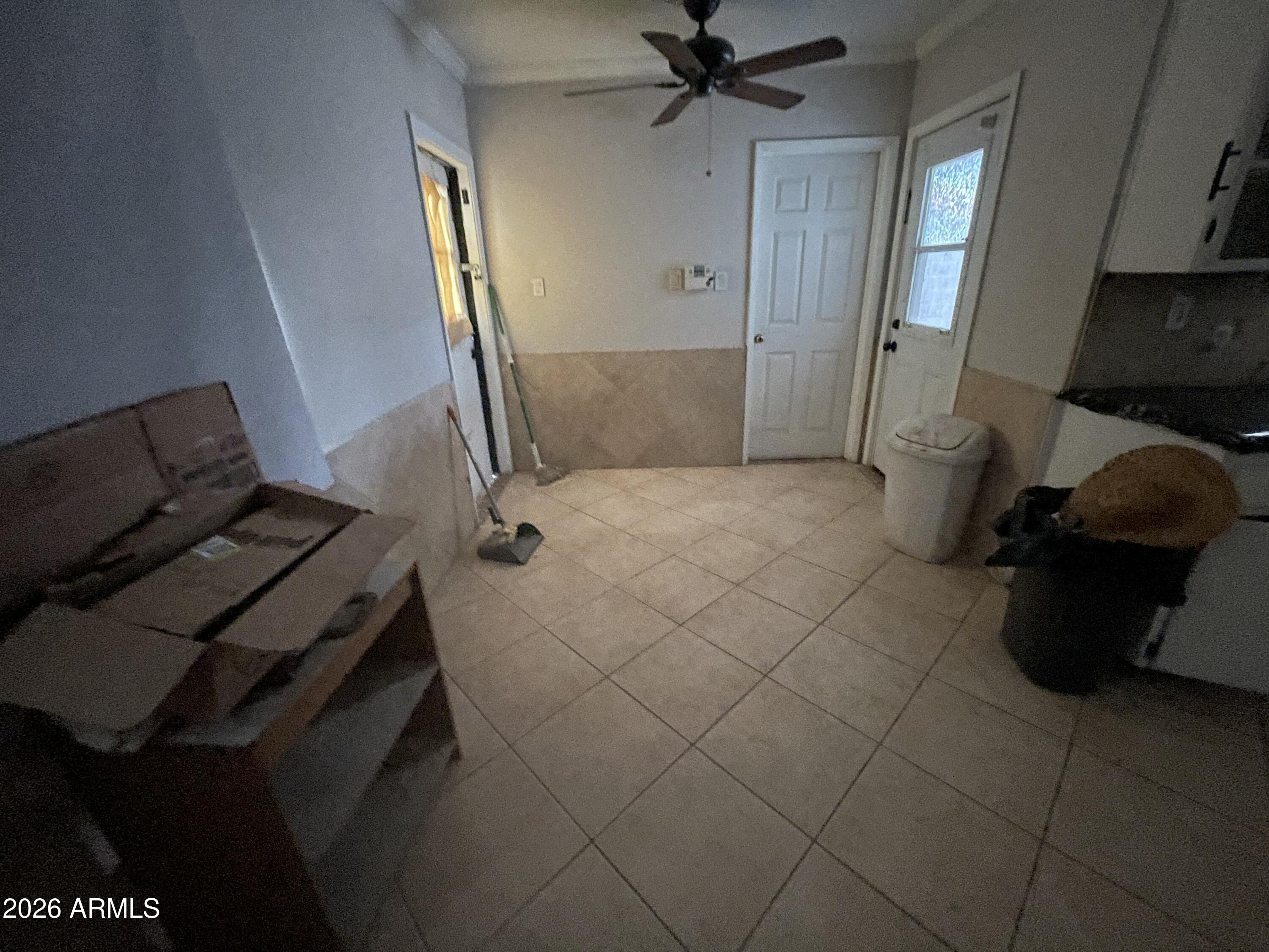 2038 East Cheery Lynn Road Phoenix, AZ 85016 - Photo 16 of 24 IMG_0485