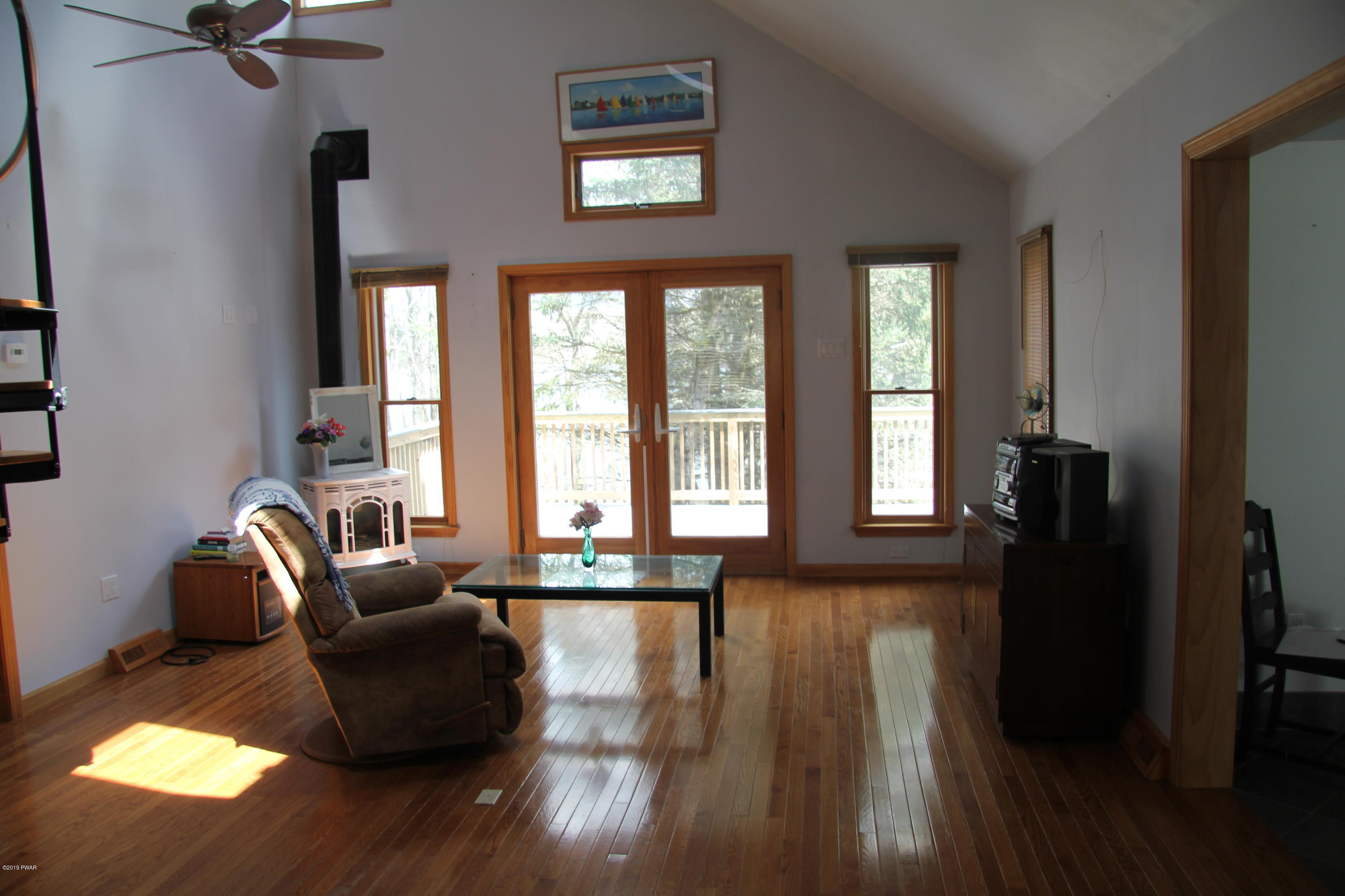 290 Lake Lorain Road Poyntelle, PA 18454 - Photo 5 of 21