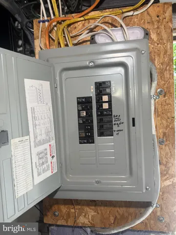 $207,000 | 1210 Berkley Road, Darby, PA 19023