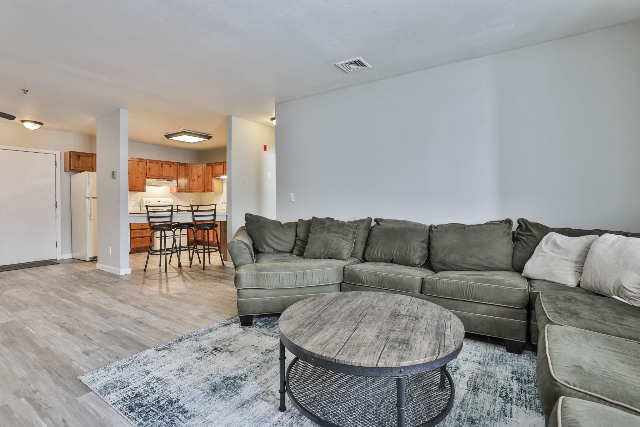 5 Tsienneto Road, Unit 194 Derry, NH 03038 - Photo 12 of 17