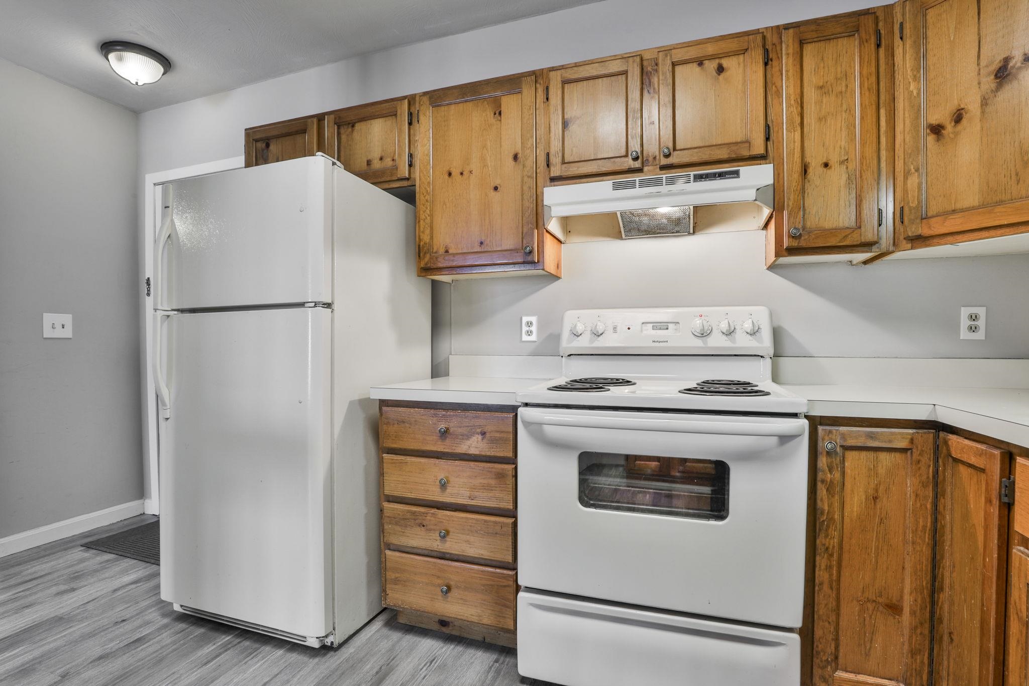 5 Tsienneto Road, Unit 194 Derry, NH 03038 - Photo 6 of 17