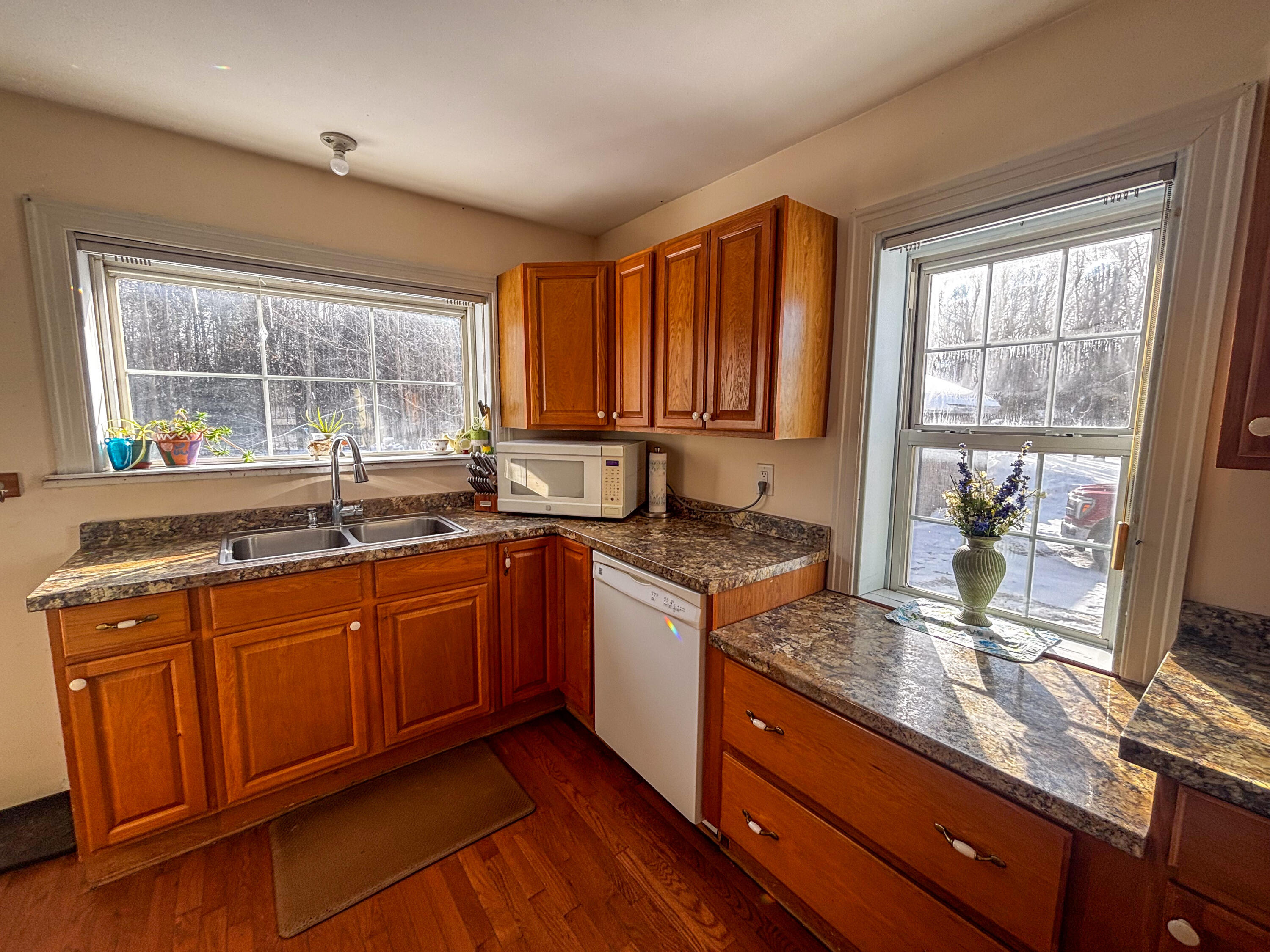 690 Ratta Road Chazy, NY 12921 - Photo 2 of 29 Kitchen