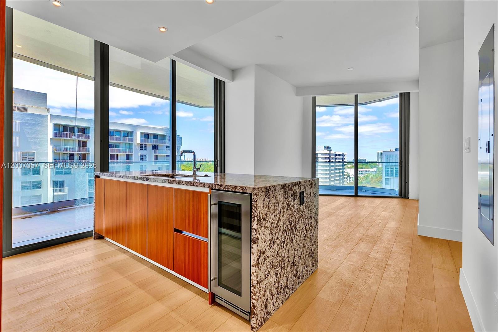175 Southeast 25th Road, Unit 803 Miami, FL 33129 - Photo 8 of 16