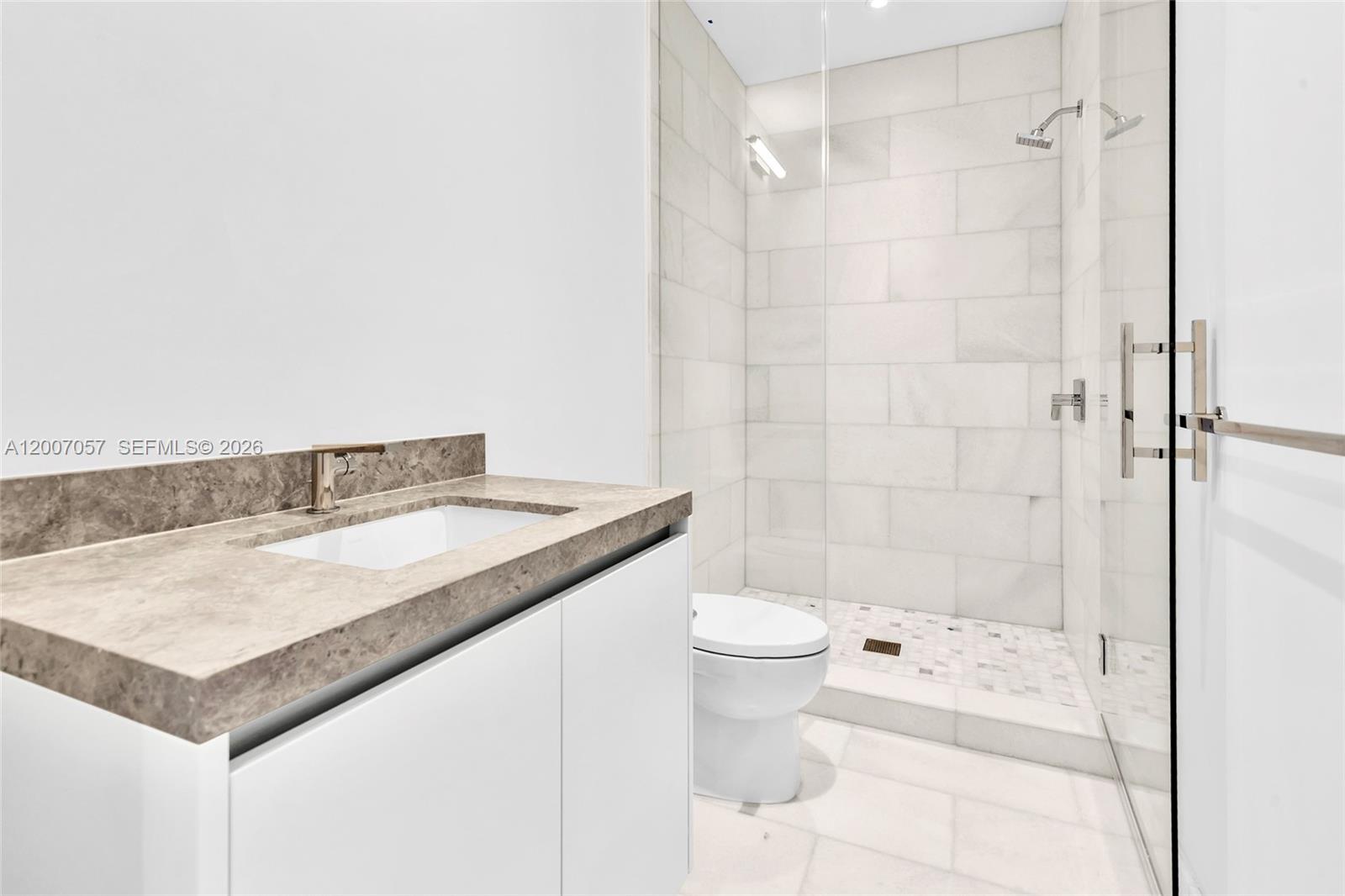 175 Southeast 25th Road, Unit 803 Miami, FL 33129 - Photo 9 of 16